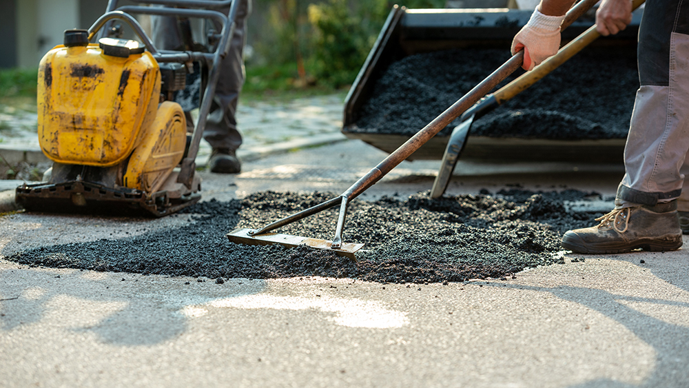 asphalt repair contractor